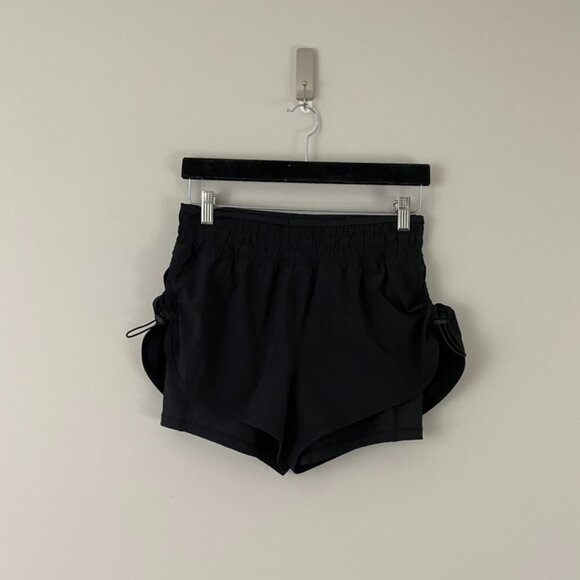 Athleta Black Stay Fly 2 in 1 Athletic Shorts Size Small - Picture 1 of 6